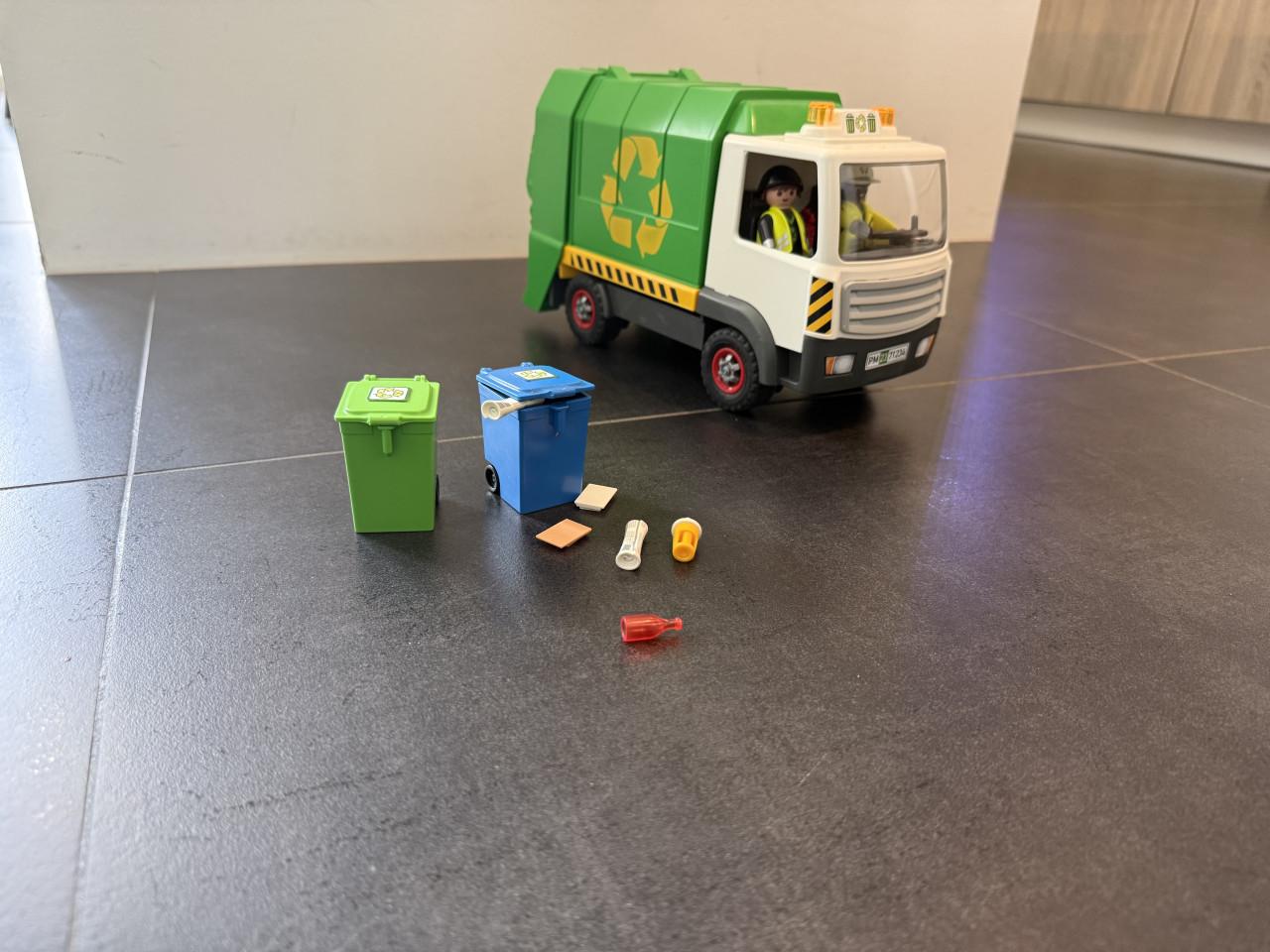 Playmobil vuilniswagen
