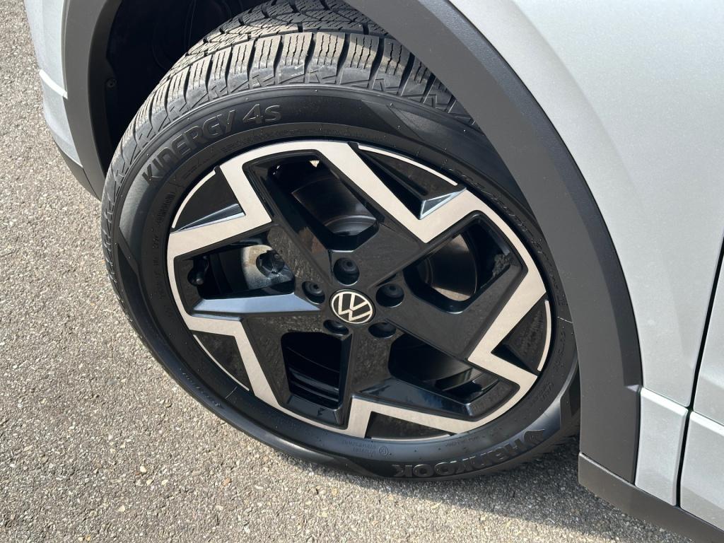 Volkswagen T-cross 1.5 tsi 150pk dsg r-line | camera | trekhaak | navi | iq