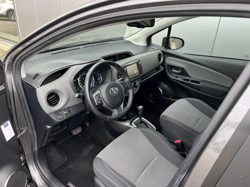 Toyota Yaris 1.5 full hybrid dyn.