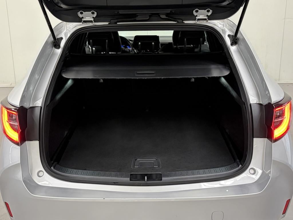 Toyota Corolla Touring Sports 1.8 hybrid dynamic
