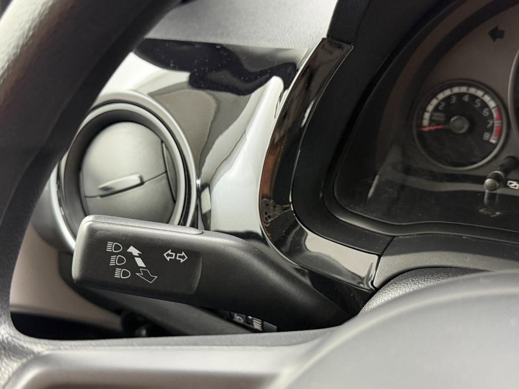 Volkswagen UP! occasion 1.0 move up! bluemotion | wit | tweedehands volkswa
