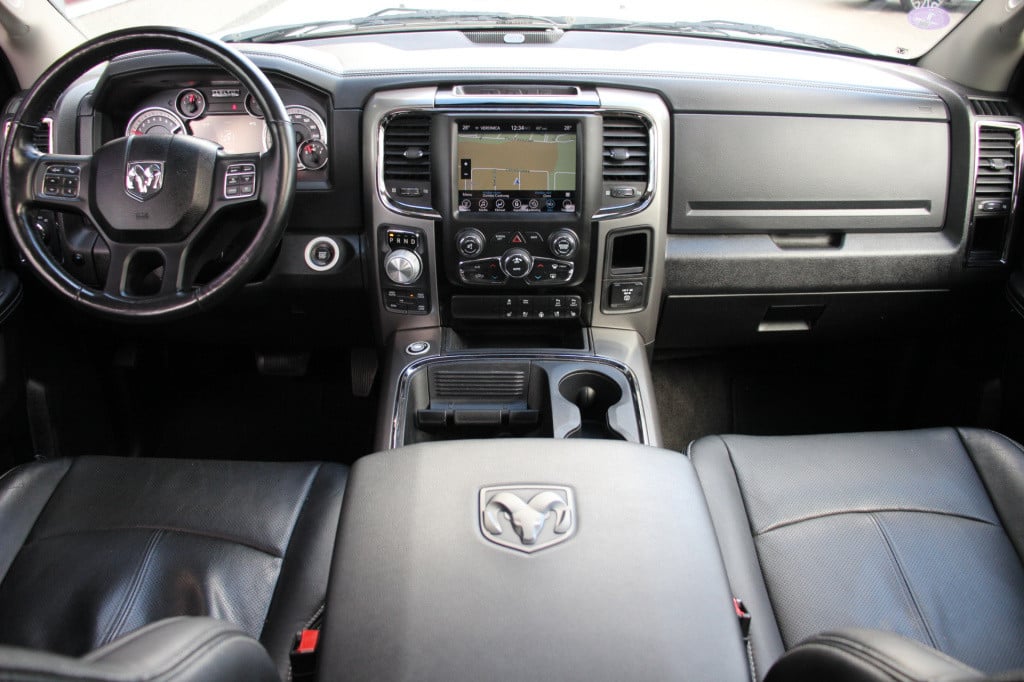 Dodge Ram 1500 5.7 v8 quad cab 6'4 | orig nl