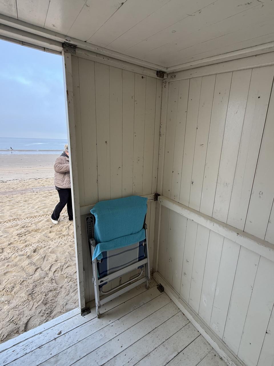 Strandhokje gratis (gereserveerd)