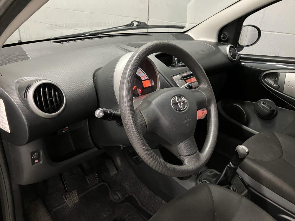 Toyota Aygo 1.0 VVT-i Now