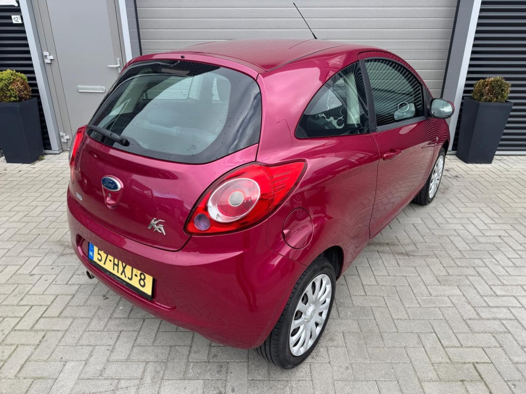 Ford KA 1.2 titanium/110.000 nap/airco/nette auto