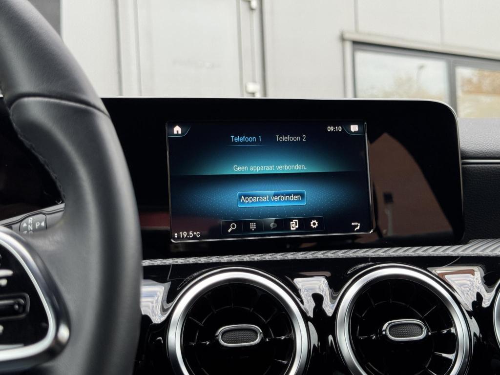 Mercedes-Benz Cla shooting brake 180 automaat, nl-auto!