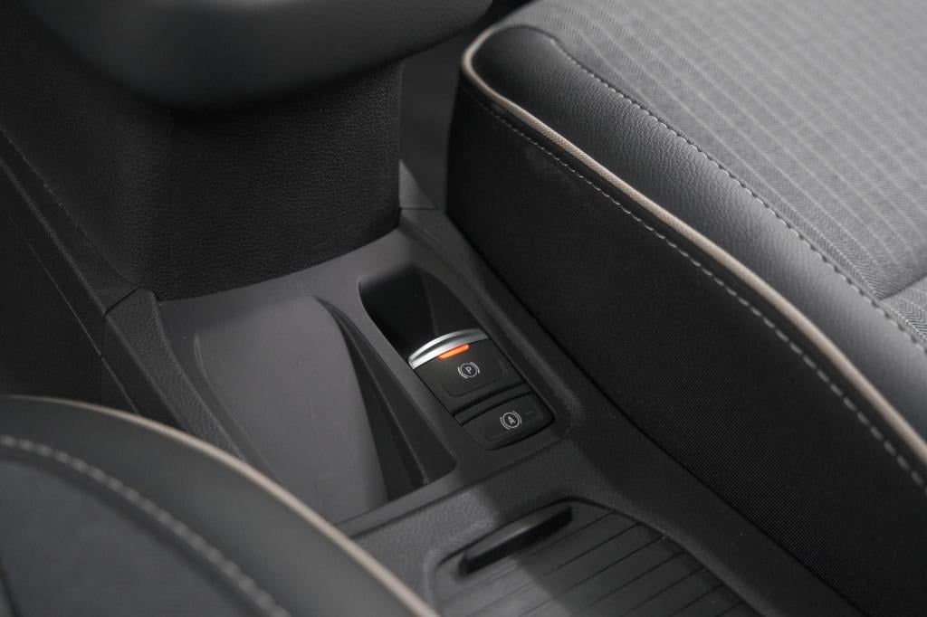 Renault Clio tce 90 gpf techno | 360 camera | adaptieve cruise control | 9.