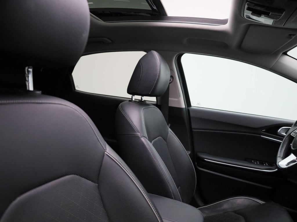 Kia Xceed 1.6 gdi phev executiveline | automaat | panoramadak | navigatie |
