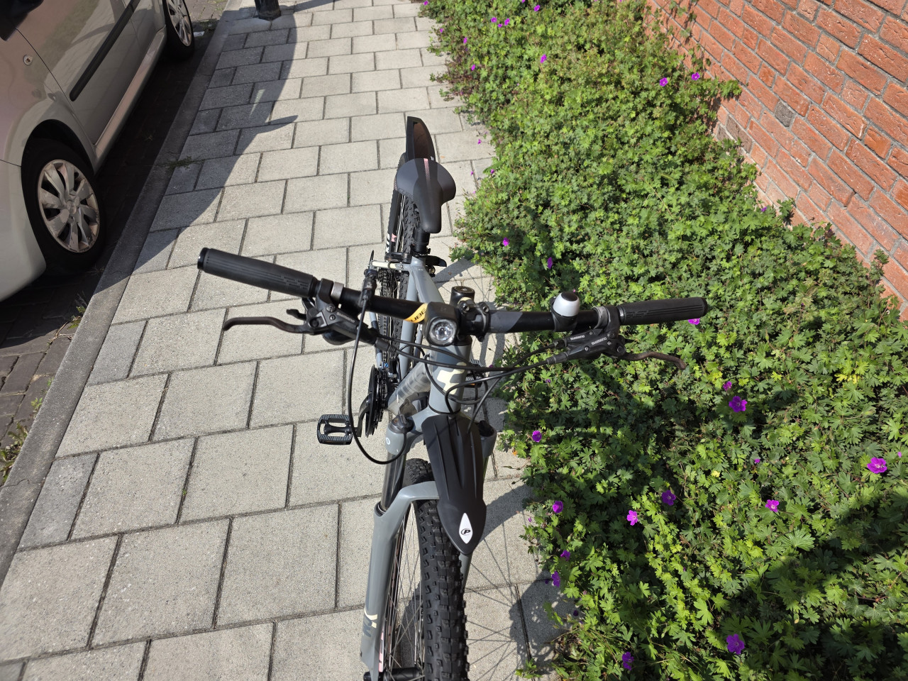 CUBE | AIM RACE | 29 INCH | FRAME 42 CM | NETTE STAAT!
