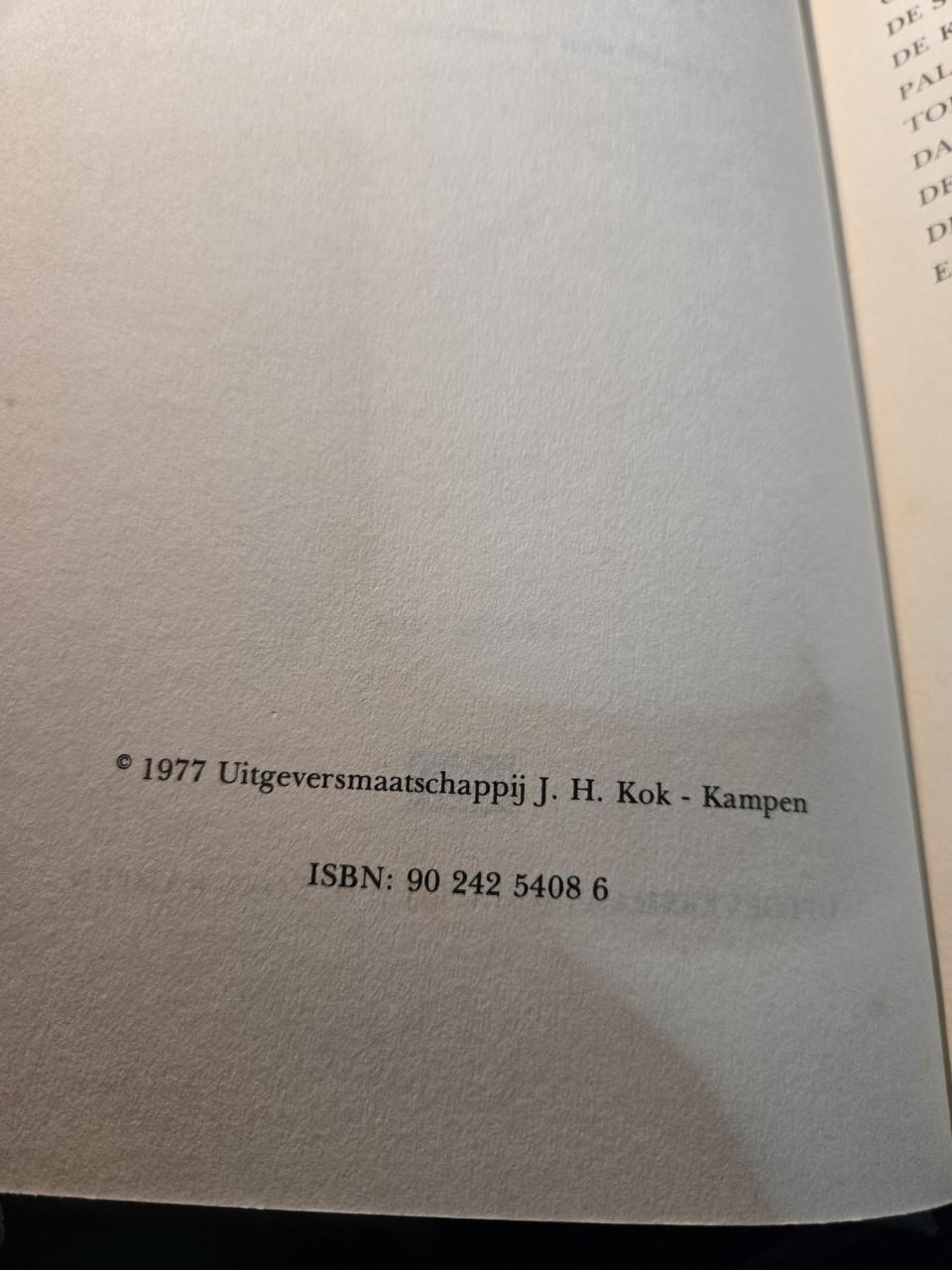 Boek "Vertel nog eens van vroeger:  verhalen voor mensen van deze tijd"