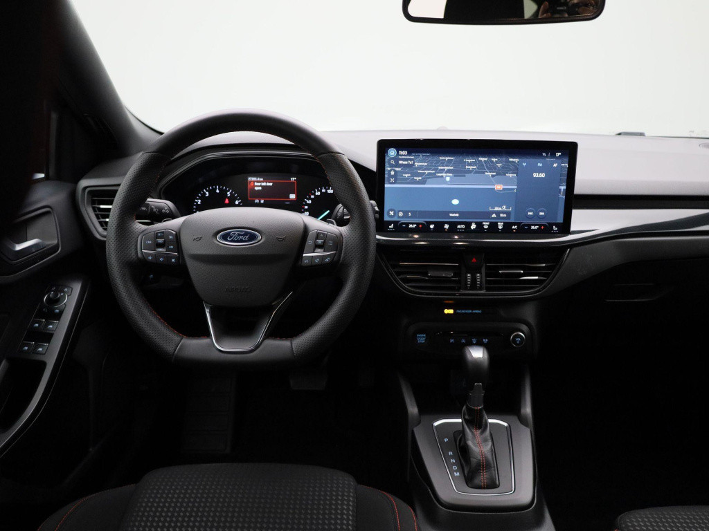Ford Focus st line | automaat | climate control | cruise control | winterpa