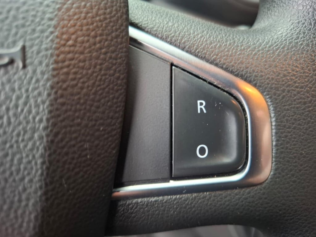 Renault Master t35 2.3 dci 180 l2h2 energy airco / cruise controle / camera