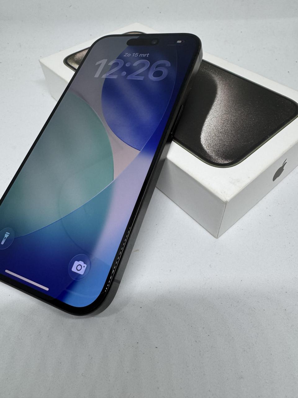 IPhone 15Pro zwart Titanium