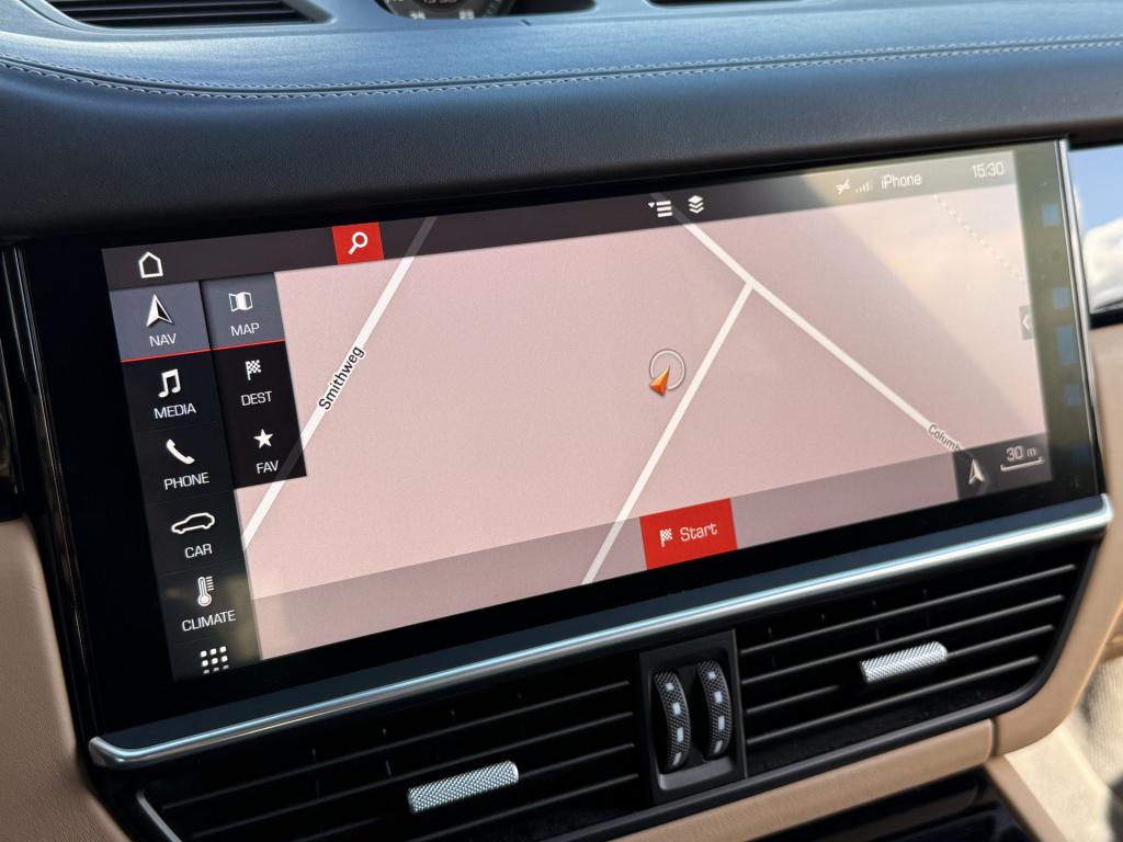 Porsche Cayenne 3.0 | sportdesign | pano | sportchrono | luchtvering | acc 