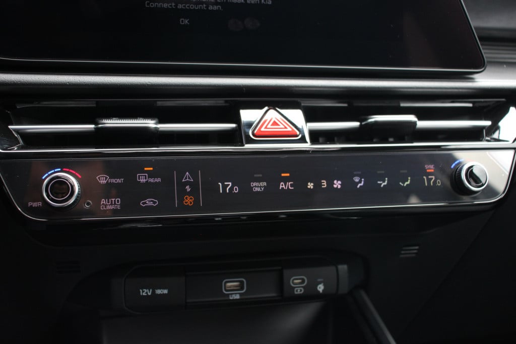 Kia Niro Ev executiveline 64.8kwh | schuifdak | warmtepomp