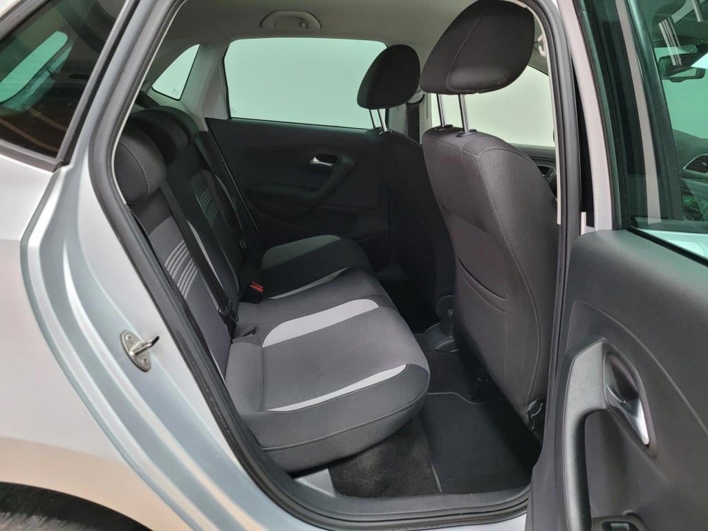 Volkswagen Polo 1.2 tsi bluemotion life edition | 5 deurs | lm velgen | air