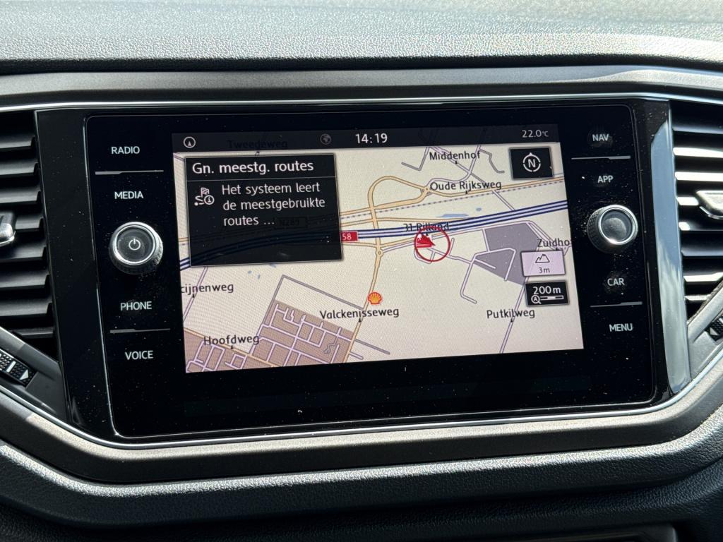 Volkswagen T-roc 1.0 tsi style | adapt. cruisec. | navi | carplay | pdc