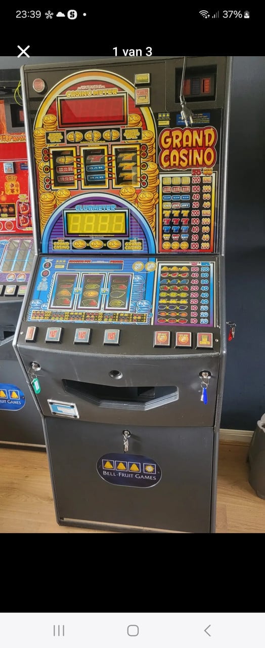 Mooie nette goed spelende Grand Casino gokkast