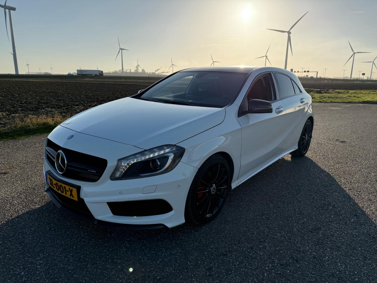 Mercedes-Benz A klasse A180 1.6 2013 Wit AMG pakket