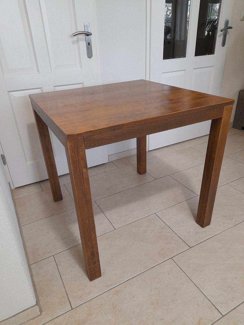 Massief houten tafel 80 x 80 x 76,5H (in goede  staat )  Eiken hout