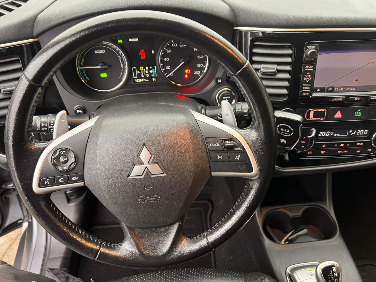 Mitsubishi Outlander 2.0 PHEV Instyle