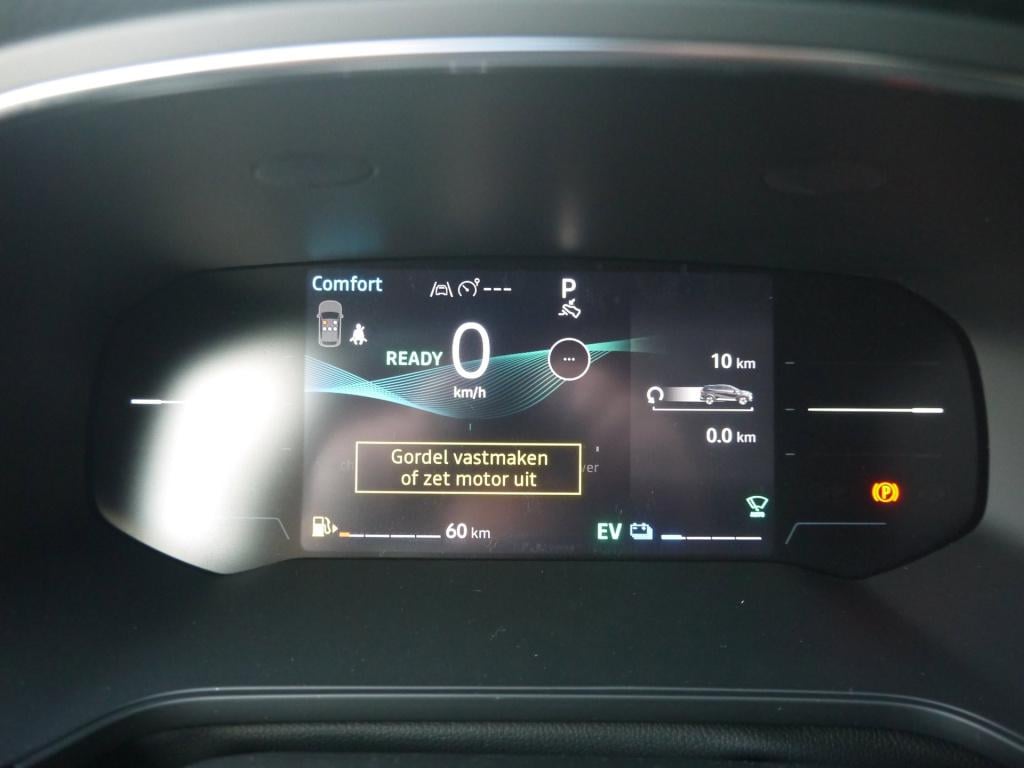 Mitsubishi Grandis 1.8 hev intense+