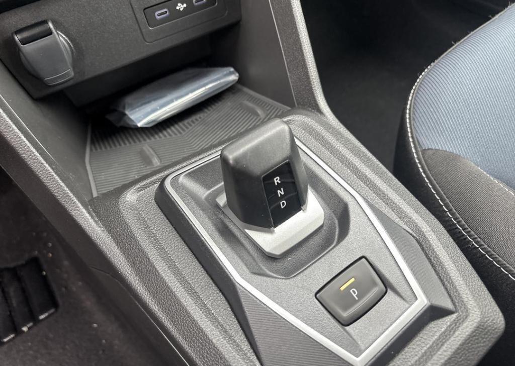 Dacia Sandero 1.2 eco-g 120 edc journey - pack nav+ / pack winter+ / pack d