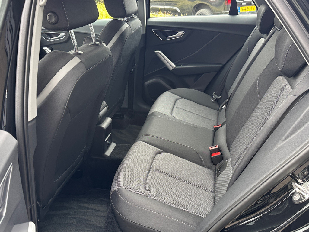 Audi Q2 35 tfsi 150pk s-tronic s-line | camera | keyless | adapt. cruise | 