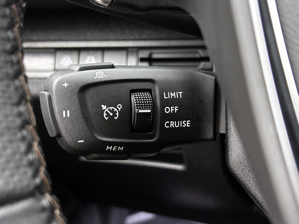 Peugeot 3008 hybrid 145pk automaat gt | rijklaar | adaptive cruise | stoelv