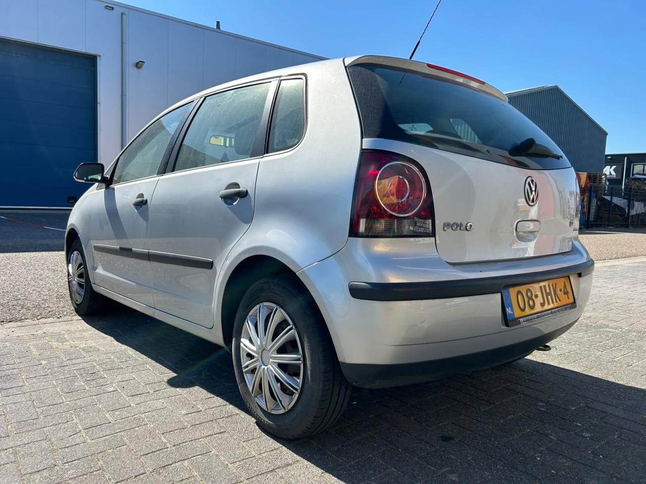 Volkswagen Polo 1.2-12V Trendline Airco/Incl.Nieuwe APK/DBKetting vervangen