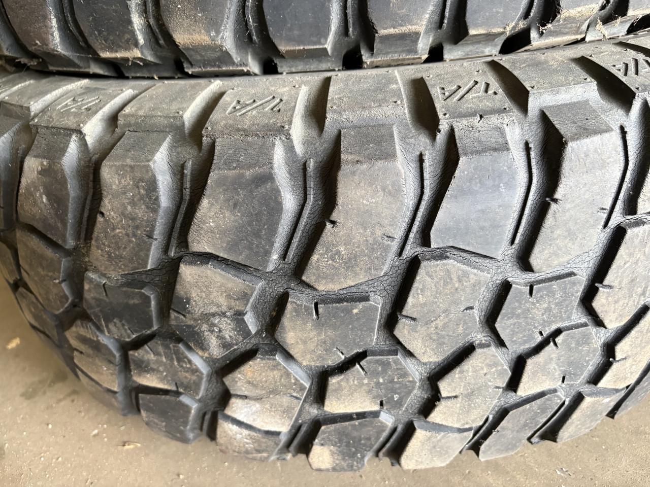 Landrover Discovery 2 Range Rover P38 banden en velg