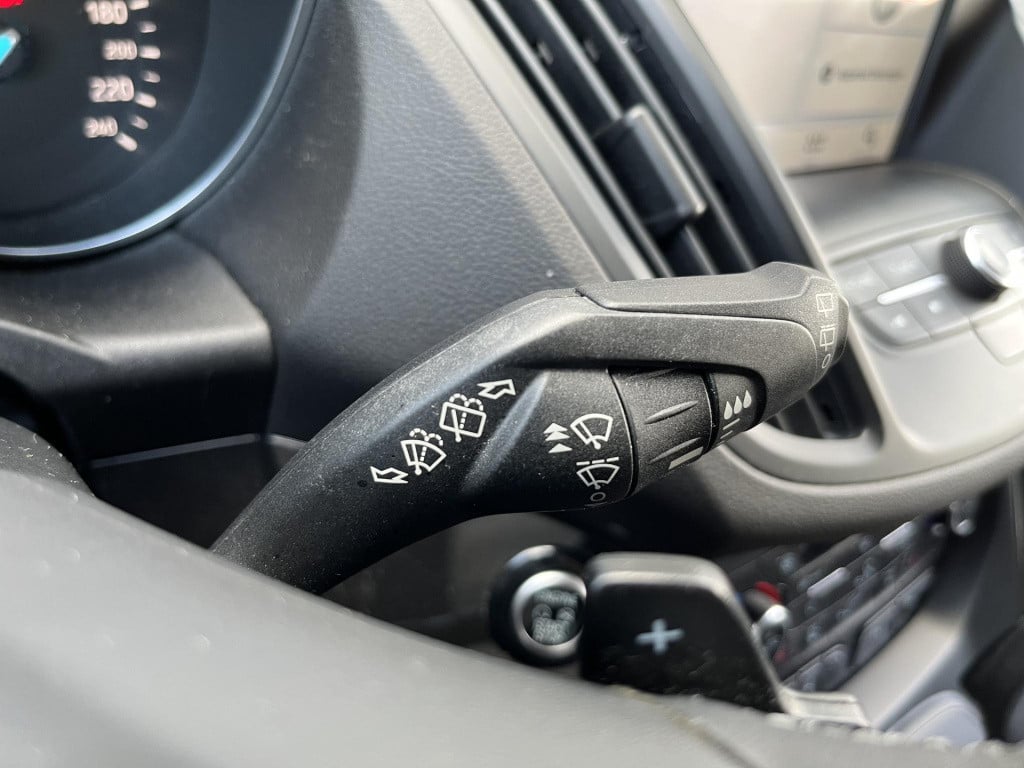 Ford Kuga 1.5 st-line 4wd | adaptive cruise control | climate control | tre