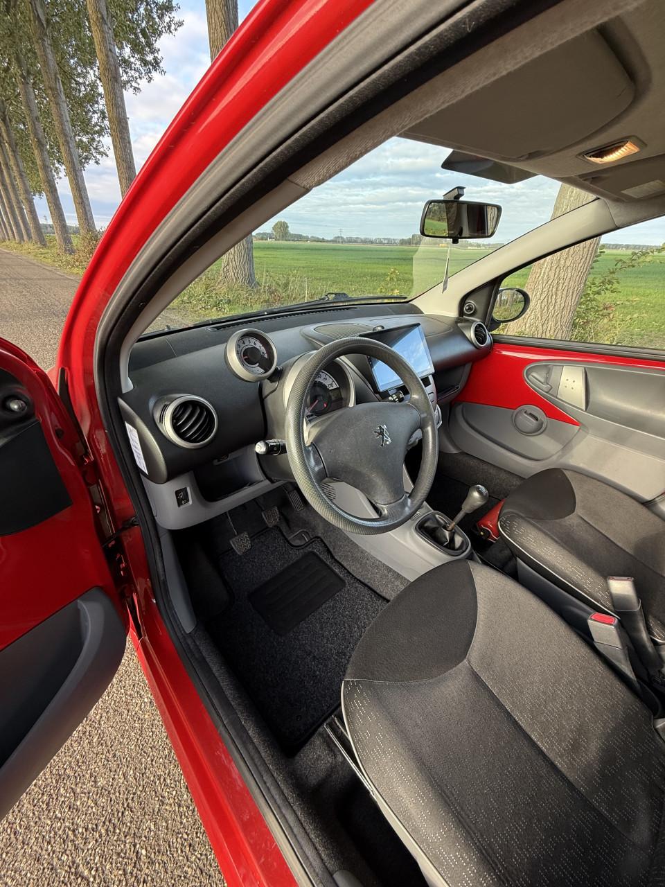 Peugeot 107 1.0 12V XS | 119000 km | NW Koppeling | Airco | 2012 | Carplay