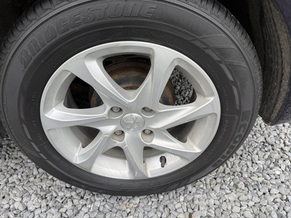 Peugeot 208 1.2 puretech active 5-drs