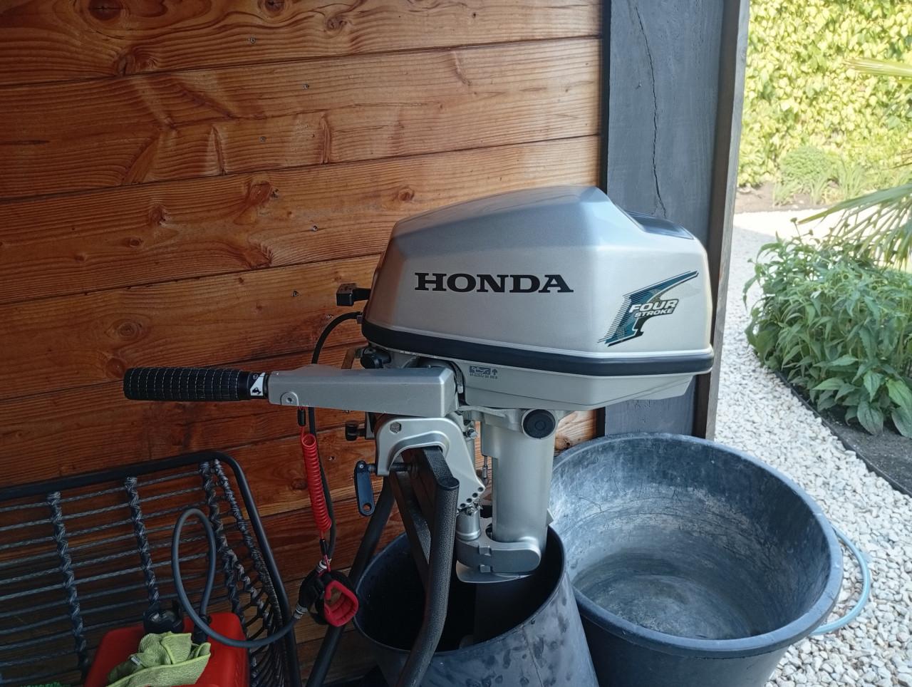 Buitenboordmotor 5pk honda