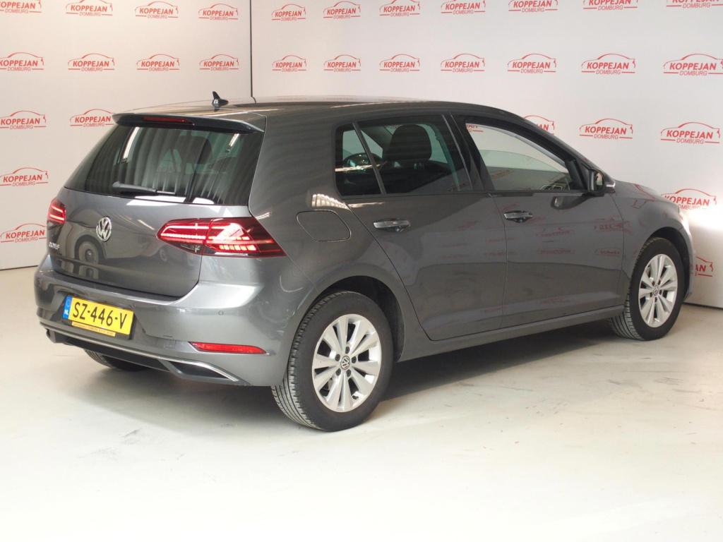 Volkswagen Golf 1.0 tsi comfortline business|stoelverwarming|all season ban