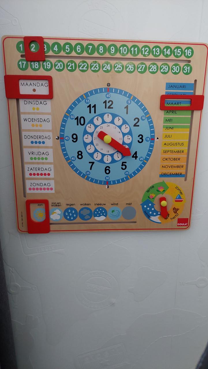 Houten leer kalender van Goula