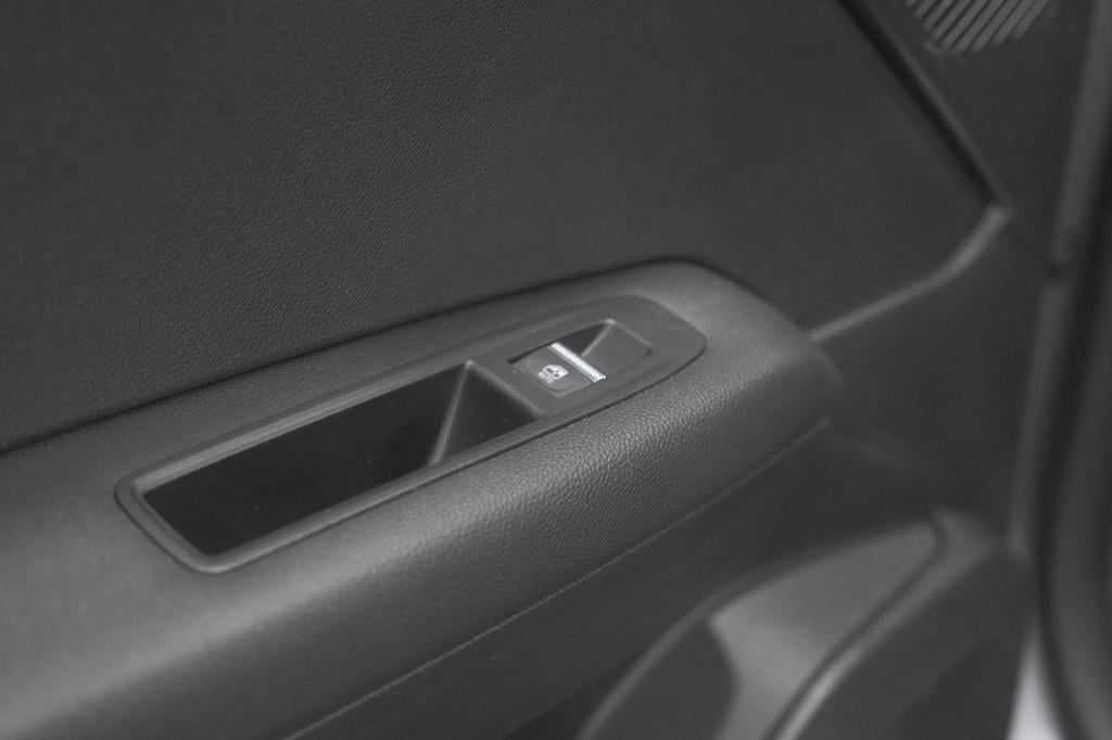 Renault Captur mild hybrid 160 edc techno | pack winter | camera | adaptiev