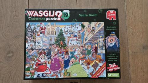 Wasgij Christmas Puzzle 19 - Santa Dash! 1000 stukjes