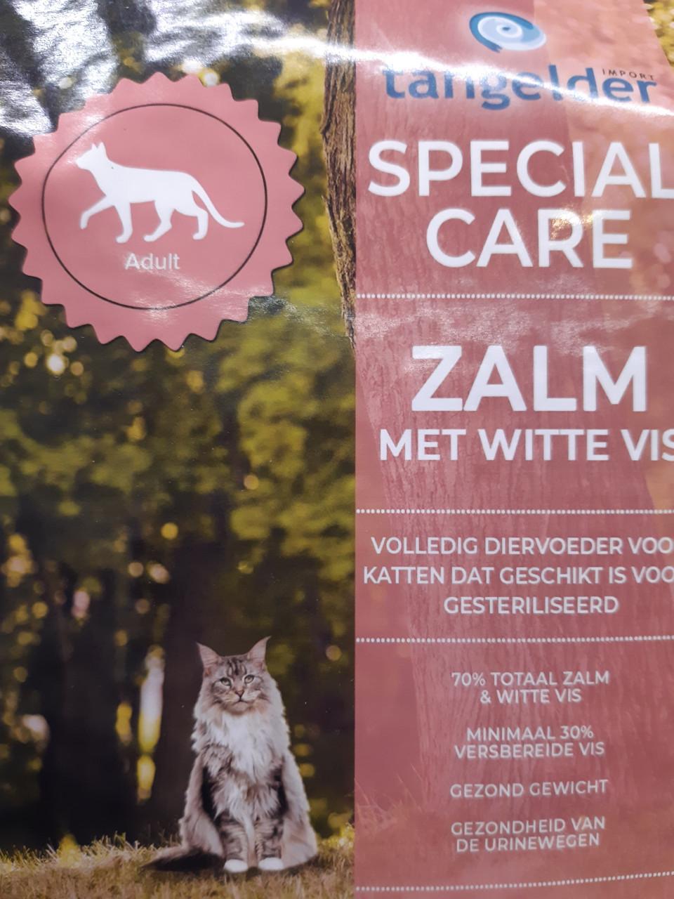 DIERENVOEDERS EN STROOISEL