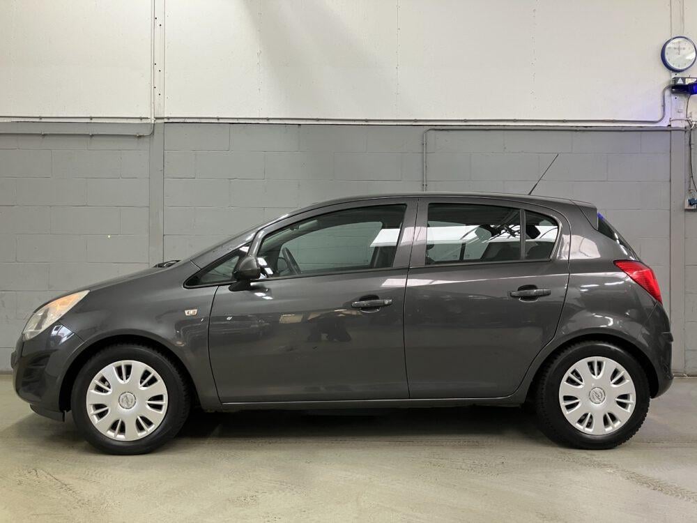 Opel Corsa 1.2-16V '111' Edition