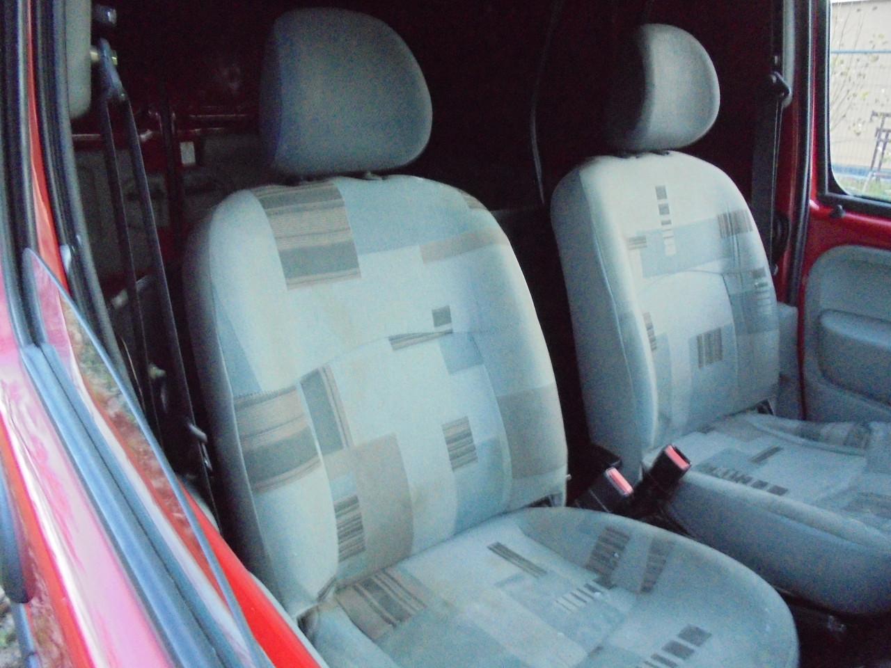 Kangoo 1.2 – 16V Expression in de benzine uitvoering en grijs kenteken!!!!!