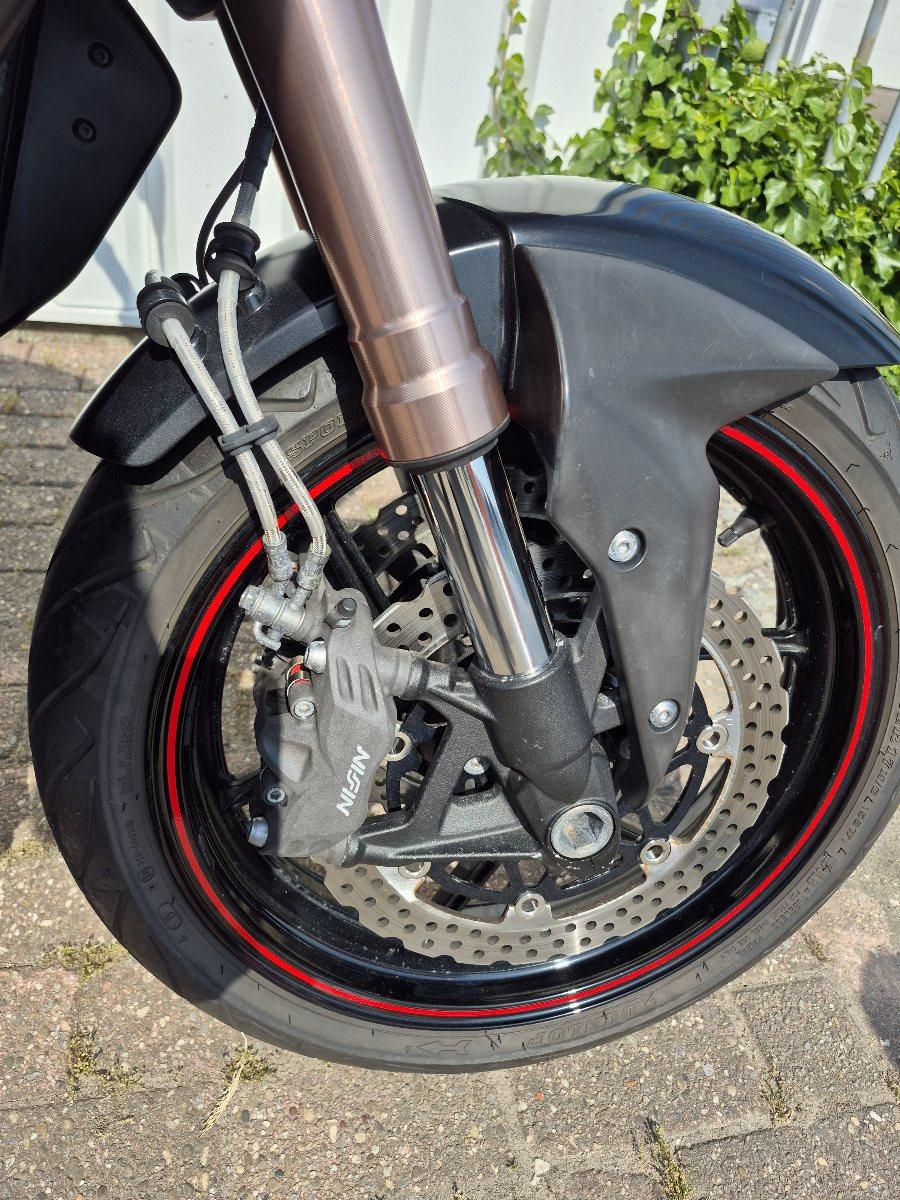 Kawasaki Z750R uit 2011. limited edition