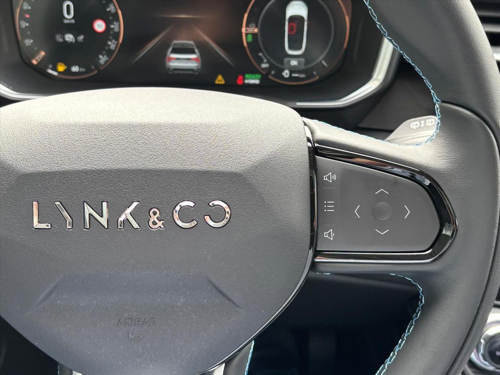 Lynk & Co 01 1.5td 261pk phev 7dcth|navi| schuifdak| 360gr camera|carplay| 