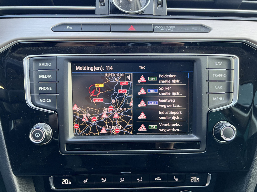 Volkswagen Passat variant highline automaat | bluetooth | camera | lederen 