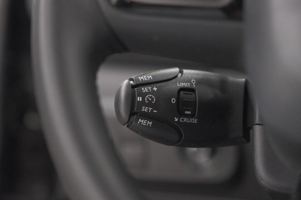 Citroen C3 puretech 110 shine | camera | navigatie | apple carplay