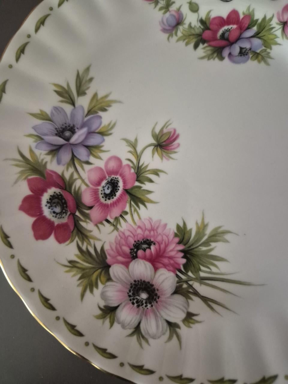 Royal Albert bordje