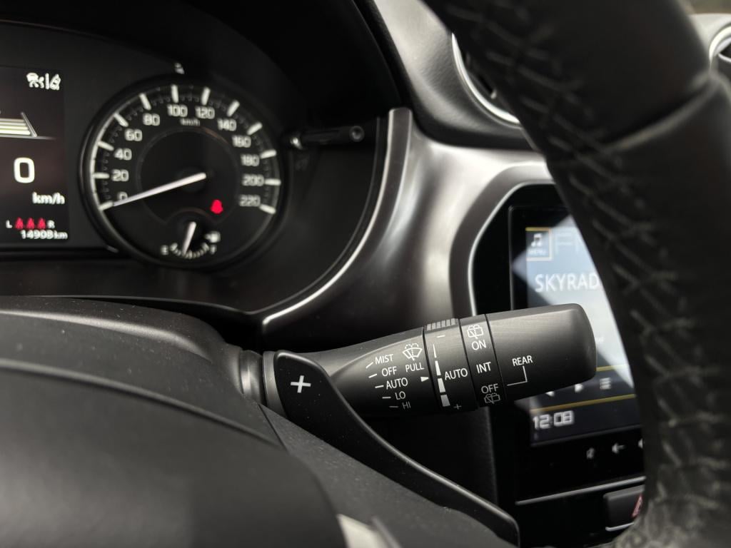 Suzuki Vitara automaat 1.5 hybrid select