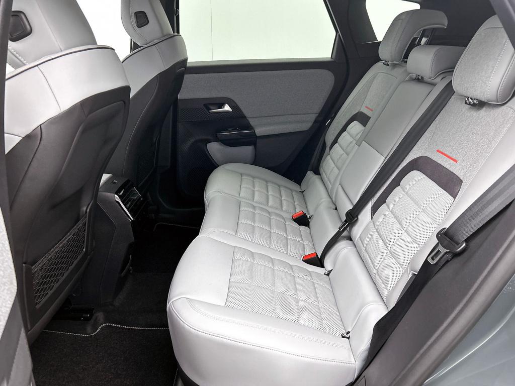 Citroen C5 Aircross hybrid 145 pk automaat max | rijklaar | trekhaak | pano