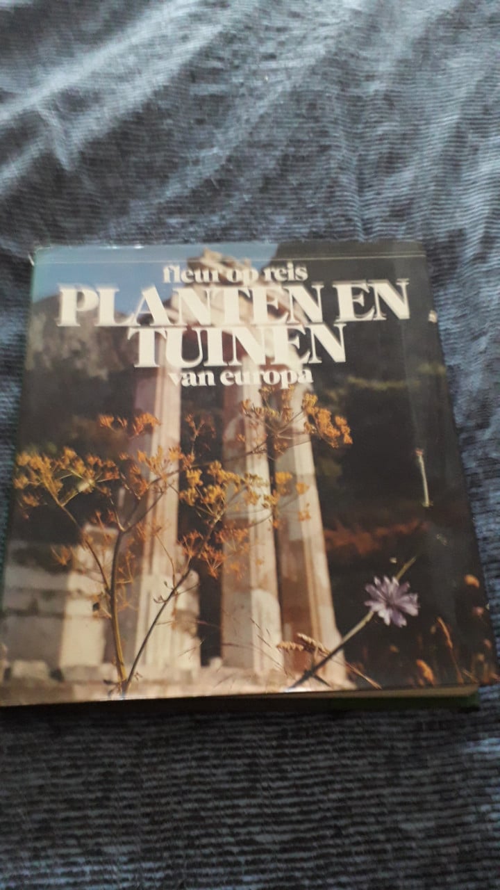 Planten en dieren encyclopedieën